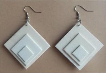 Arracades ARBA24 10�  -   Okume vern�s natural - 2 cares diferents  42x42 mm.